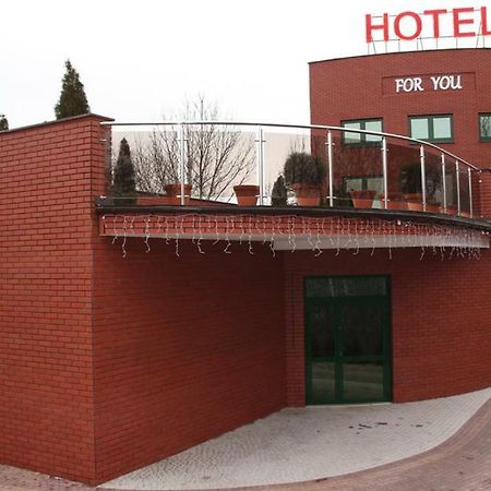 Hotel For You Pabianice Exterior foto